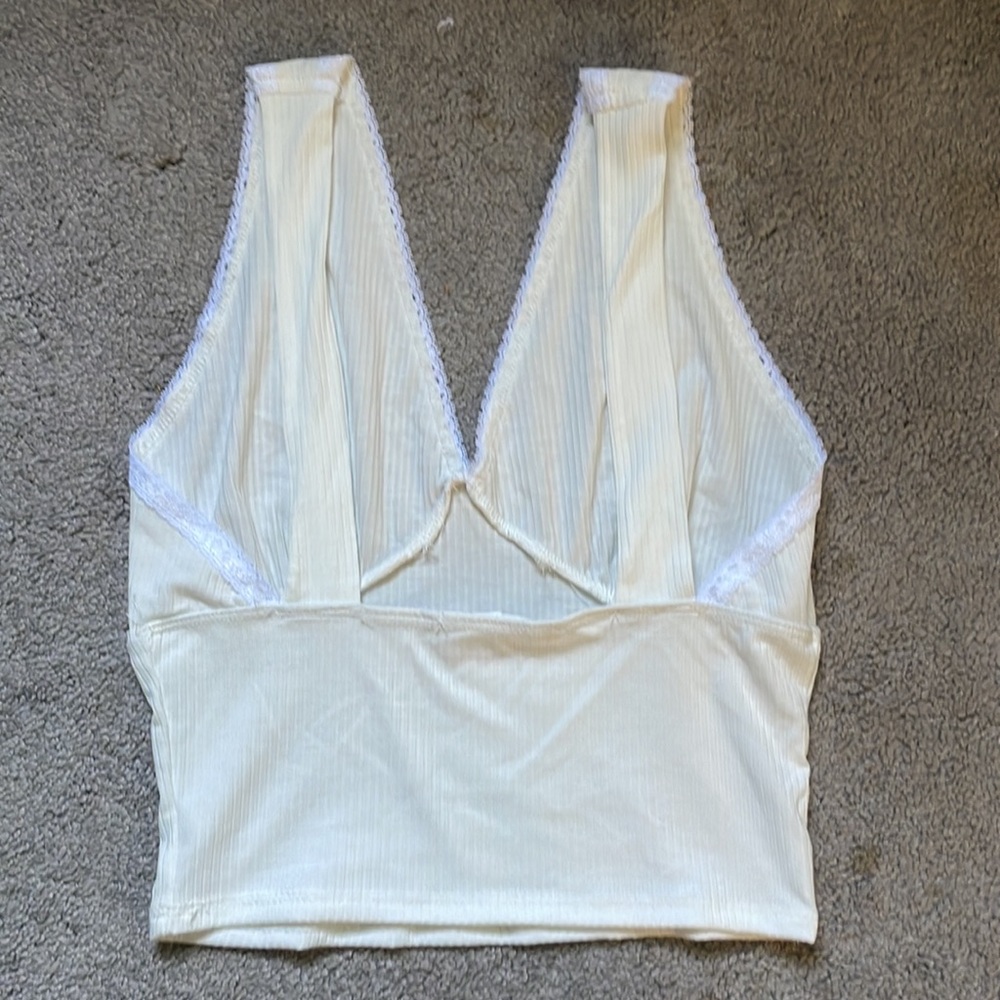 Caution To The Wind Lace Crop Top - Picture 2 of 3